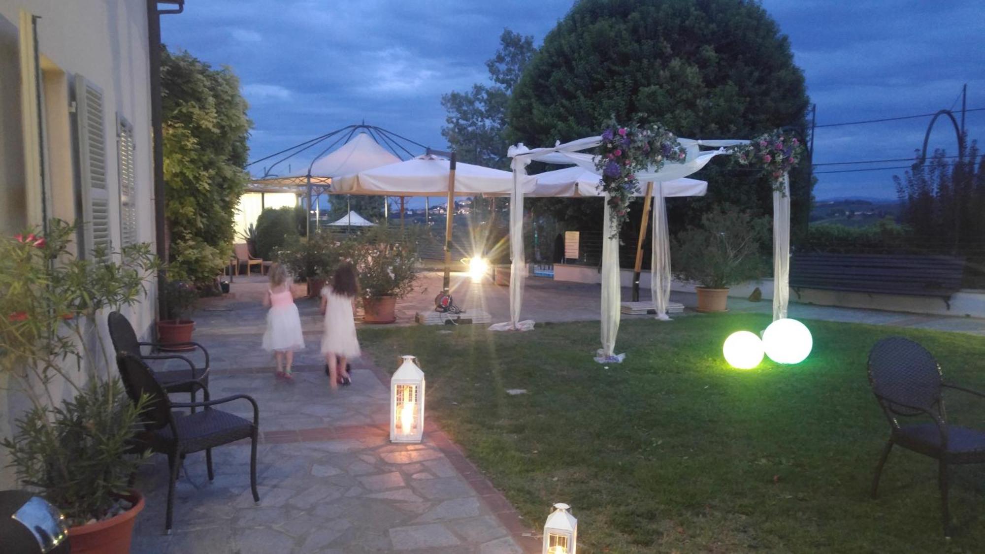 Locanda Del Boscogrande Montegrosso d'Asti ภายนอก รูปภาพ