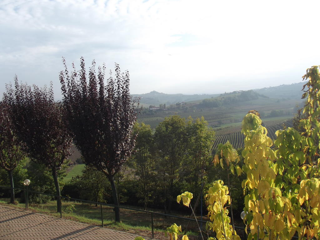 Locanda Del Boscogrande Montegrosso d'Asti ภายนอก รูปภาพ