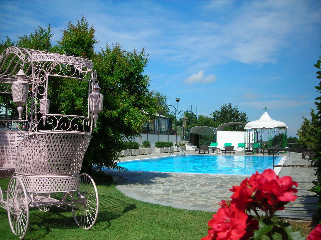 Locanda Del Boscogrande Montegrosso d'Asti ภายนอก รูปภาพ
